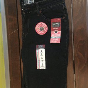 Levi Signature At Waist Long Bootcut